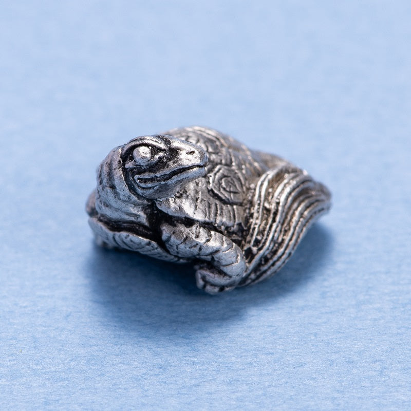 銀製 御守り根付 亀 美洲