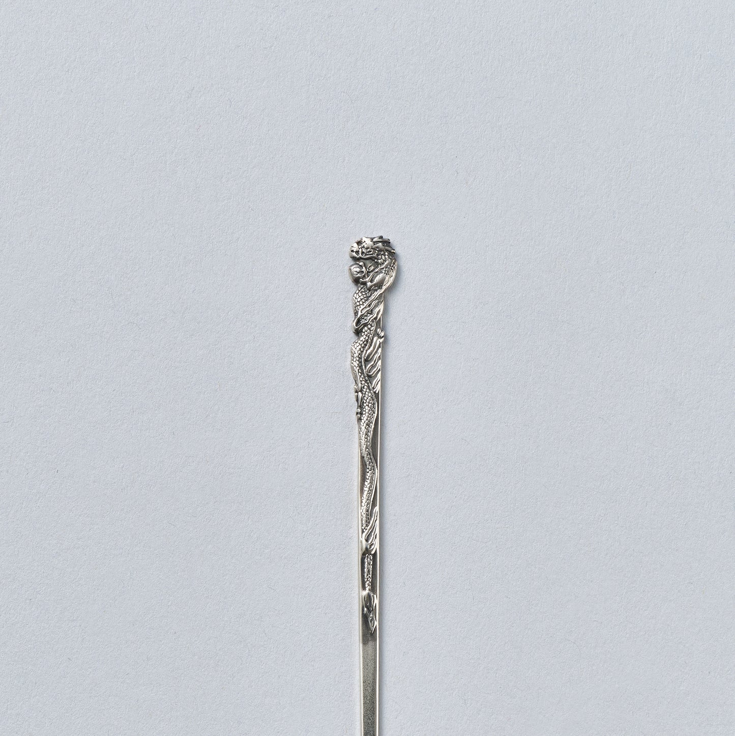 銀製　耳かき　龍