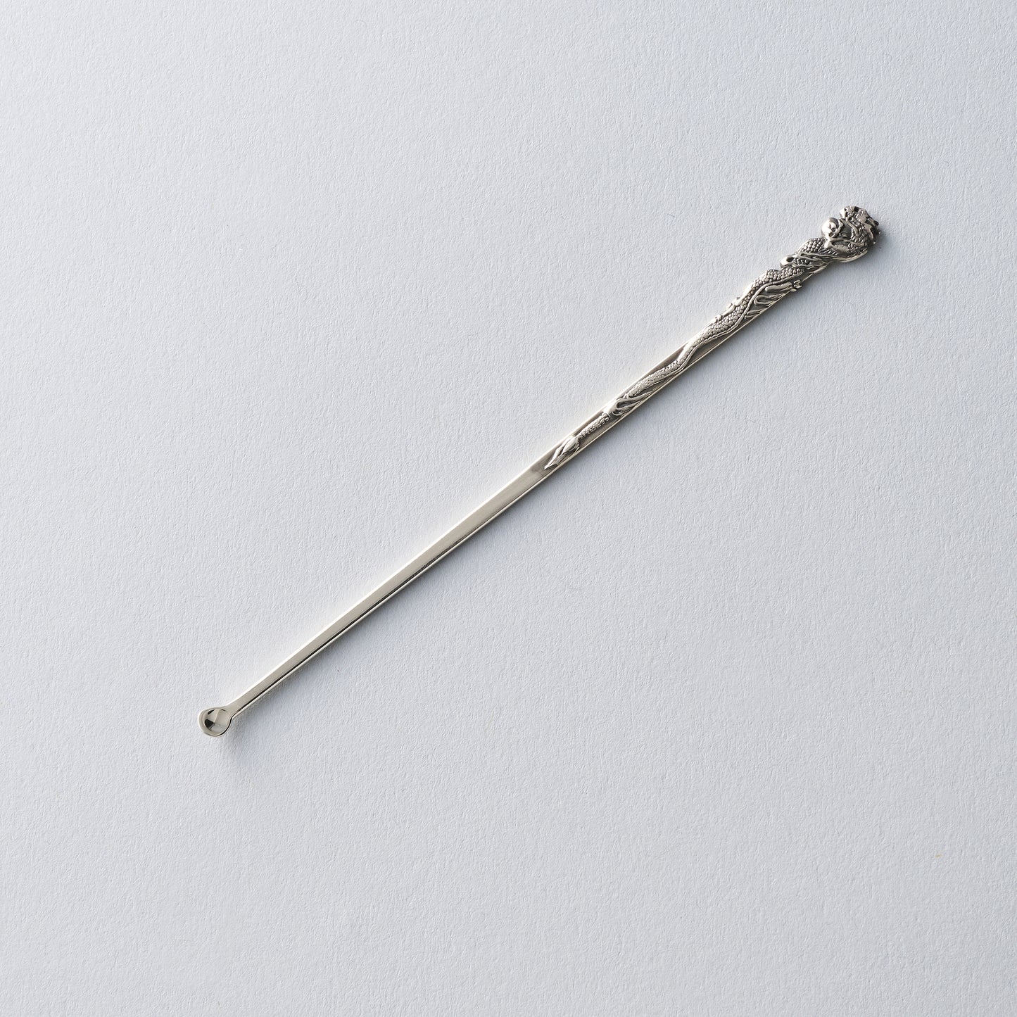 銀製　耳かき　龍