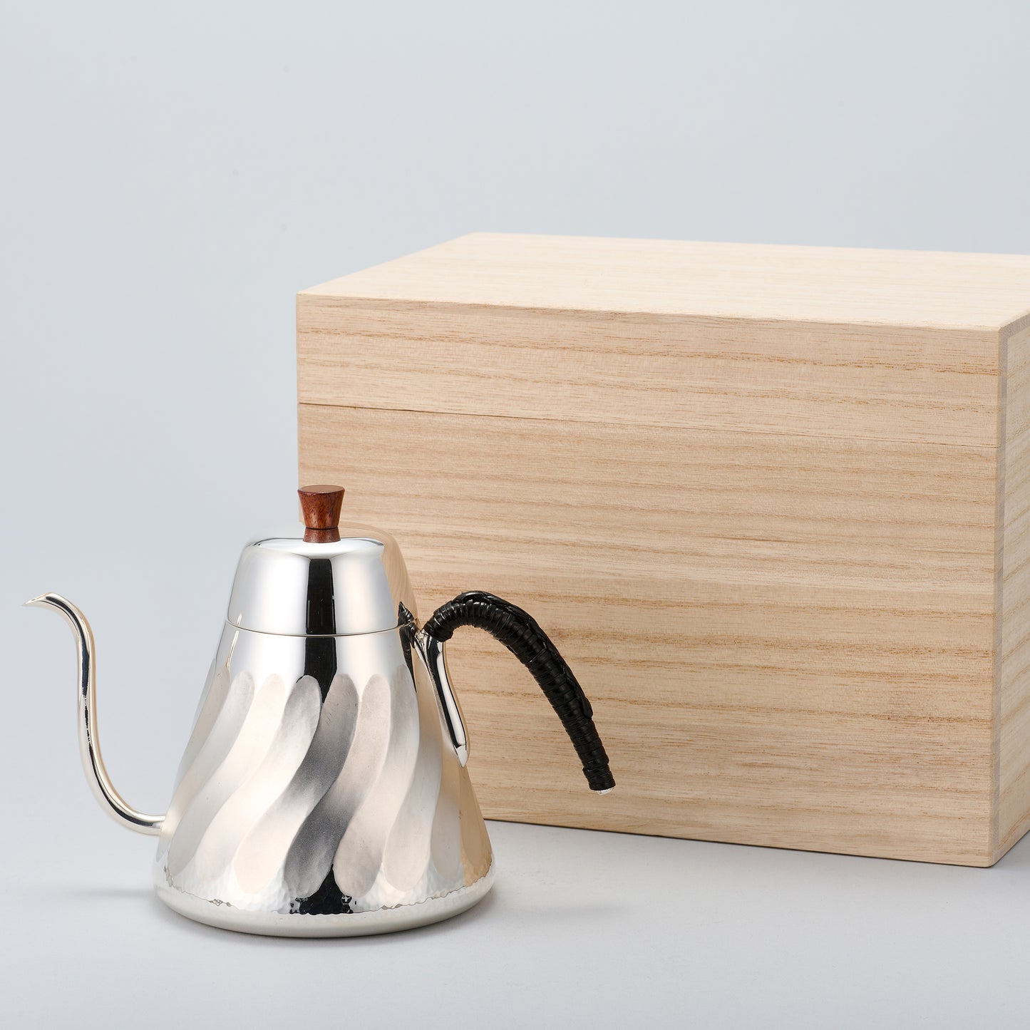 <受注生産品>銀製　コーヒーポット　縦筋