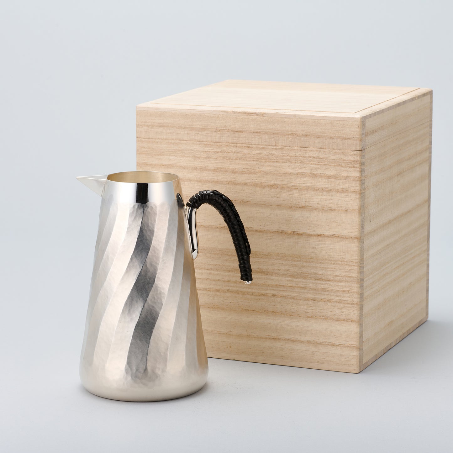 <受注生産品>銀製　コーヒーサーバー　縦筋