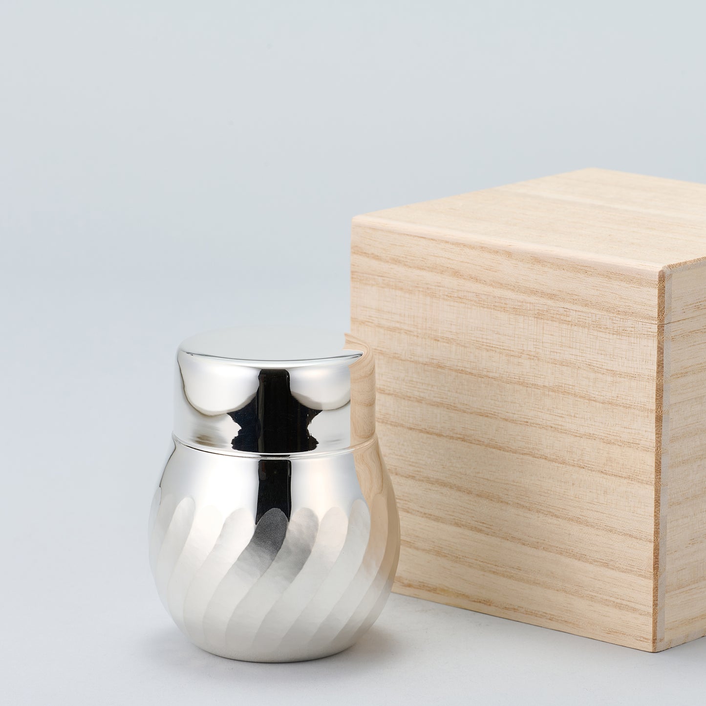 <受注生産品>銀製　茶筒B