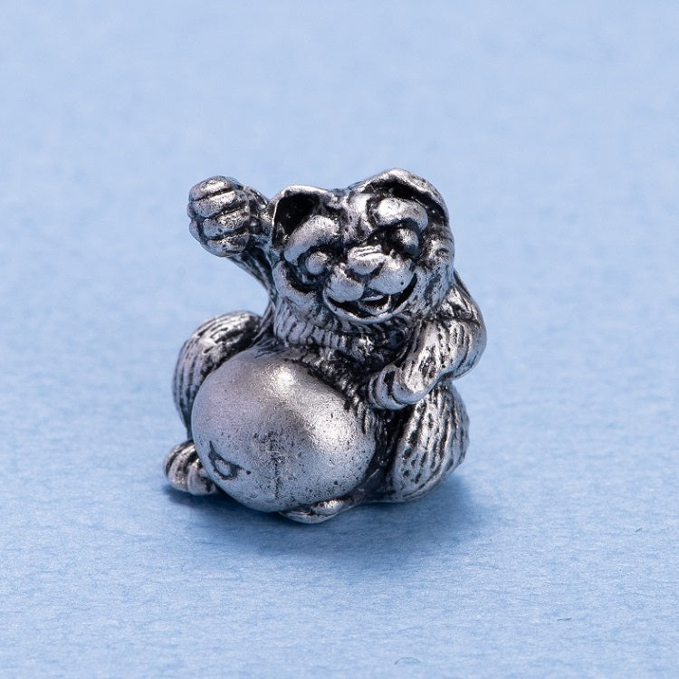 銀製　御守り根付　狸　美洲