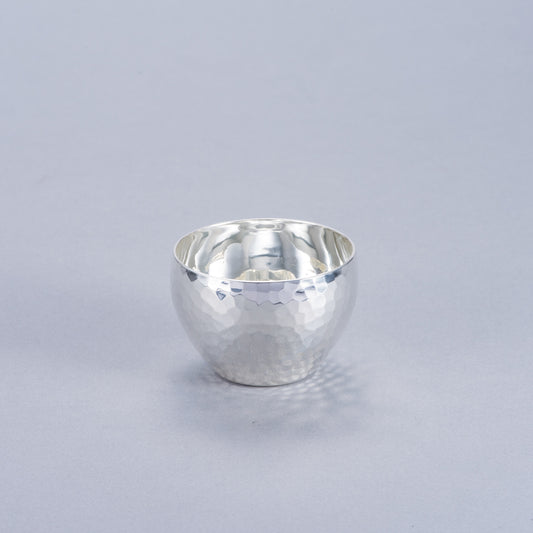 純銀　ぐい吞み　並型　鎚目　磨き