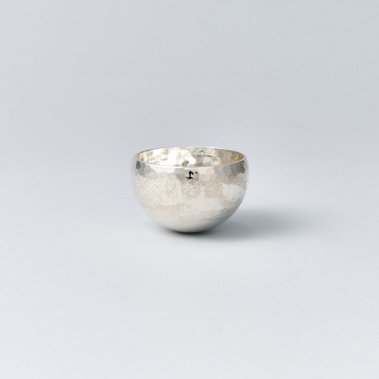 純銀　玉盃　つきみふじ　つき白