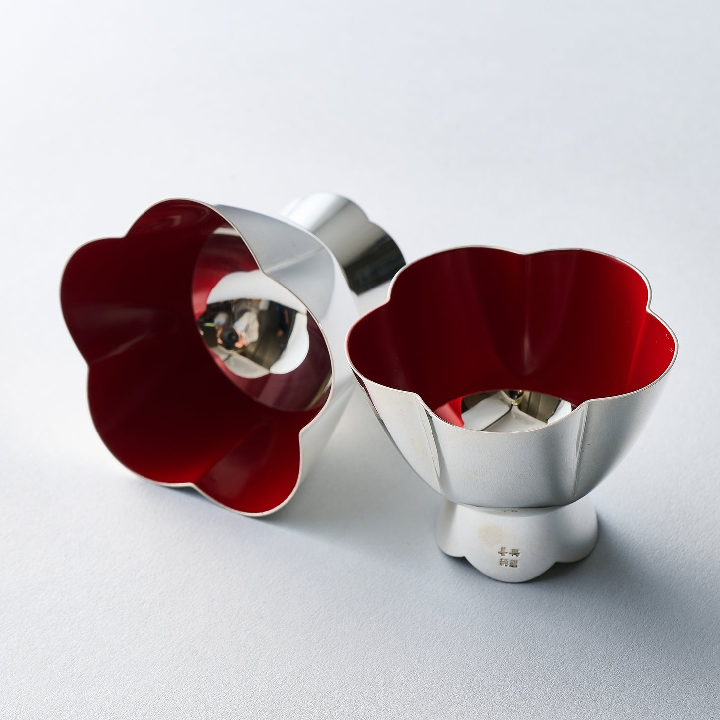 純銀　玉盃　うめいちりん（大）濃紅梅