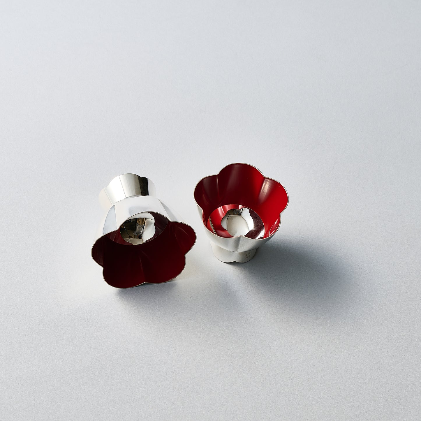 純銀　玉盃　うめいちりん（小）濃紅梅