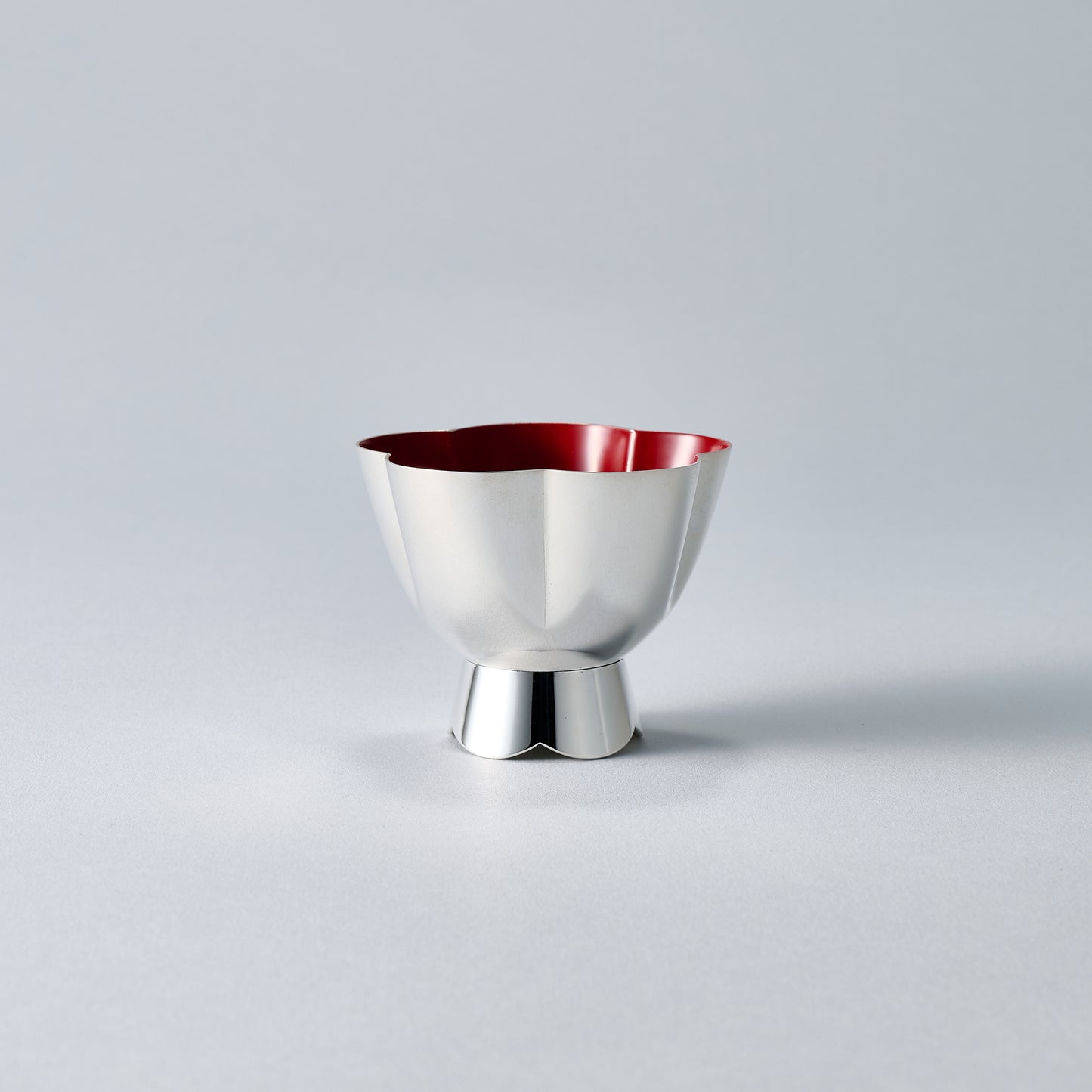 純銀　玉盃　うめいちりん（小）濃紅梅